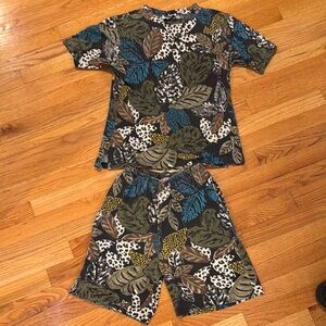 VINTAGE Soft CottonTee & shorts set. Turquoise & Olive Tropical Print